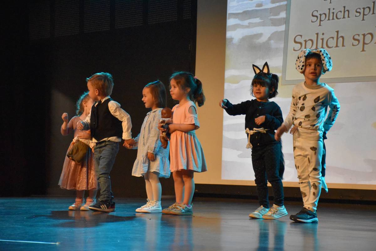 spectacle maternelle 2025