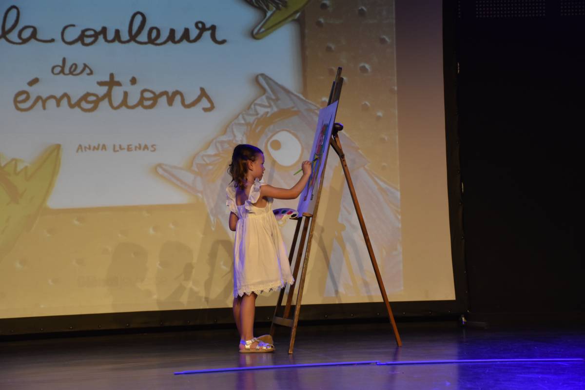 spectacle maternelle 2025